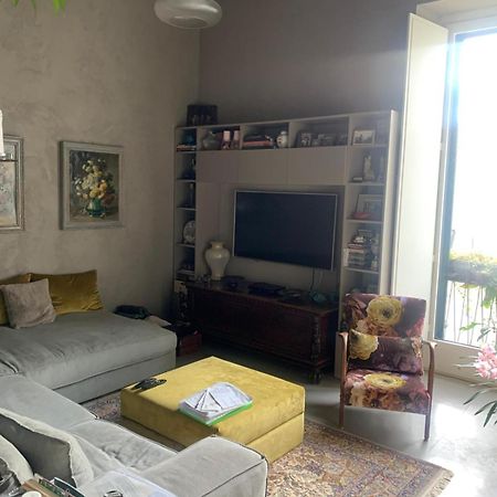 La Casa Di Paola Appartement Salerno Buitenkant foto
